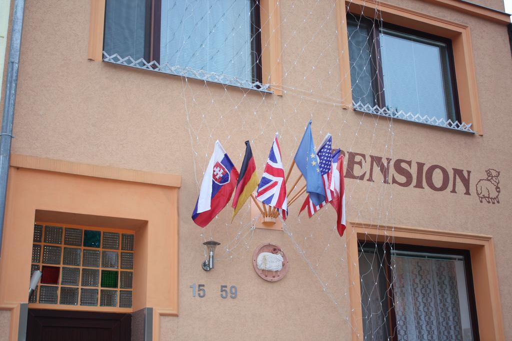 Pension Beranek Прага Екстериор снимка
